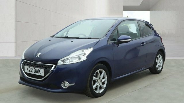 Peugeot e-208 E-vti Puretech Allure Hatchback Black #2