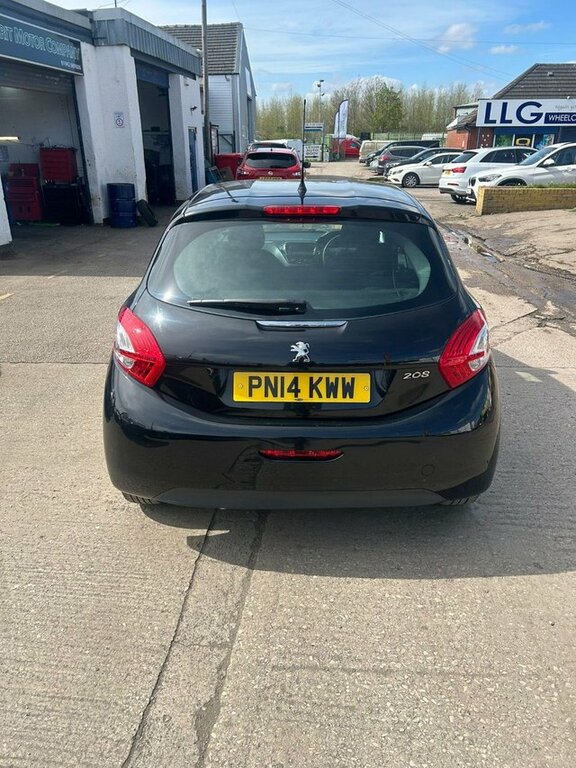 Peugeot 208 Vti Access Hatchback PN14KWW Black #3
