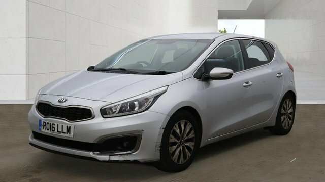 Kia Ceed Crdi 3 Hatchback RO16LLM Silver #2
