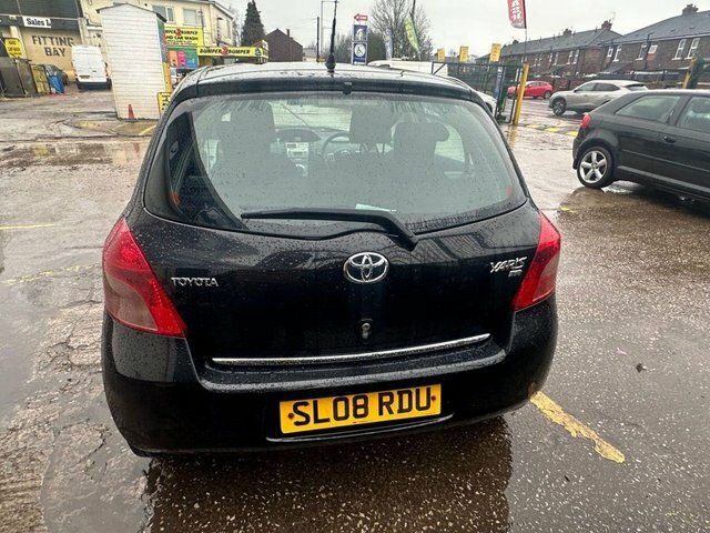 Toyota Yaris Vvt-i Tr Hatchback Black #6