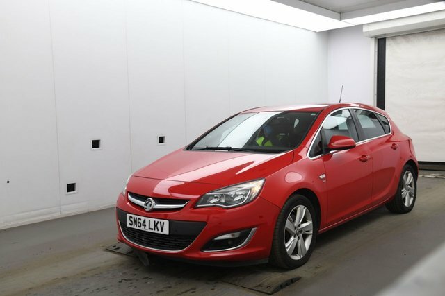 Vauxhall Astra Cdti Sri Hatchback Red #4
