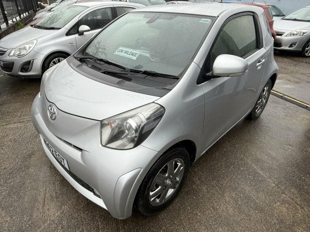 Toyota IQ Vvt-i 2 Hatchback Silver #3