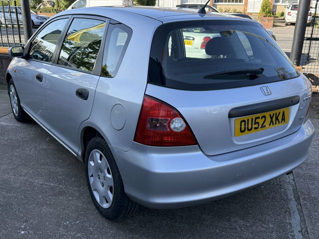 Honda Civic I-vtec Se Hatchback Silver #4