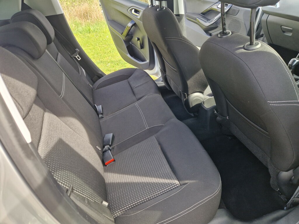 Peugeot 208 Allure KY18XYU  #6