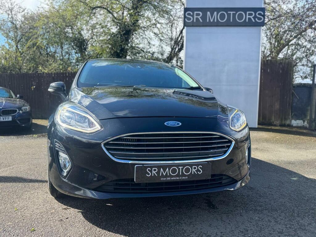 Ford Fiesta Hatchback 1.0T Ecoboost Titanium Euro 6 Ss SG67YMV Black #2