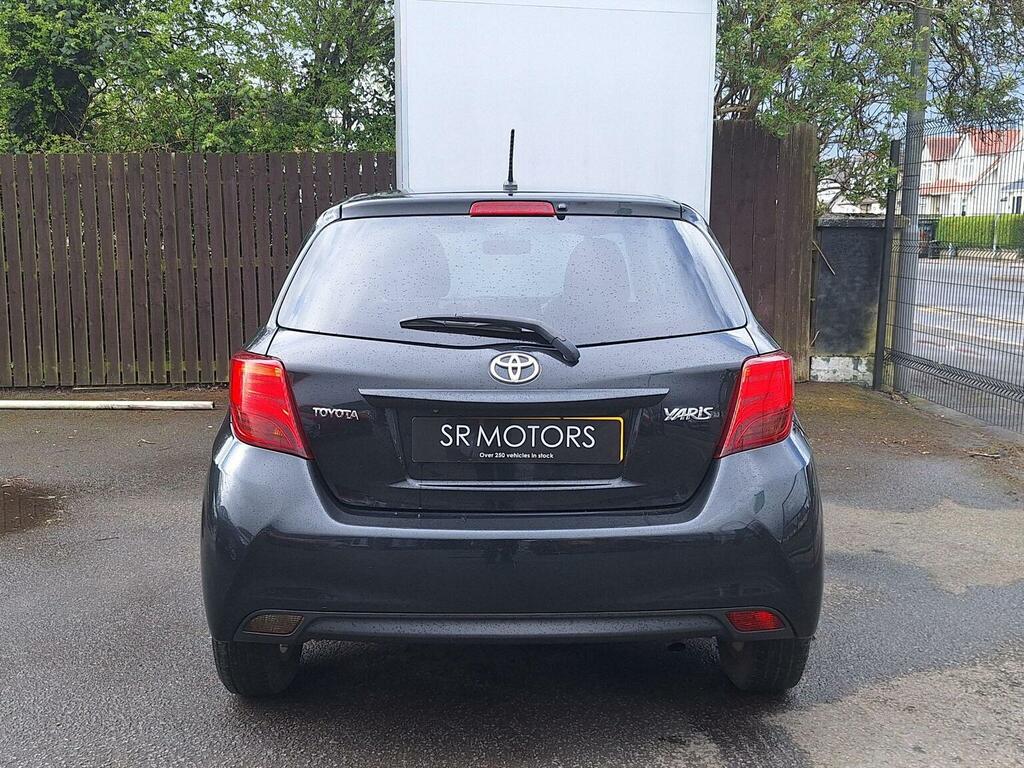 Toyota Yaris Hatchback 1.33 Dual Vvt-i Icon Euro 5 Euro 5 SK15BUU Black #5