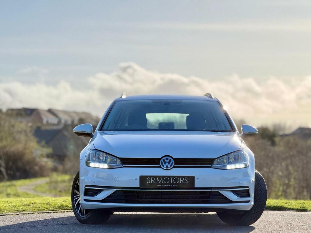 Volkswagen Golf Estate 2.0 Tdi Se Nav Euro 6 Ss 201818 DG18BXL White #2