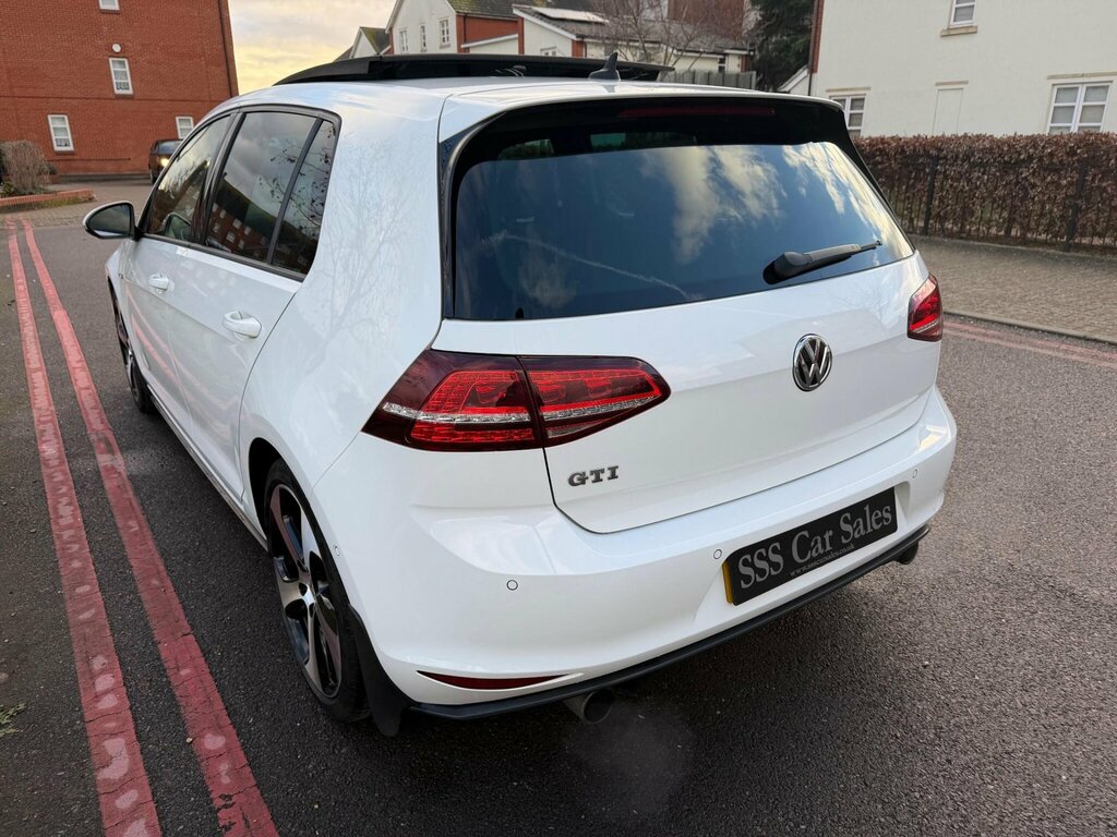 Volkswagen Golf 2.0 Tsi Bluemotion Tech Gti Euro 6 Ss YW16UXL White #6