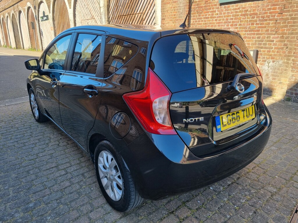 Nissan Note Hatchback 1.5 Dci Acenta Premium 2016 Black #4
