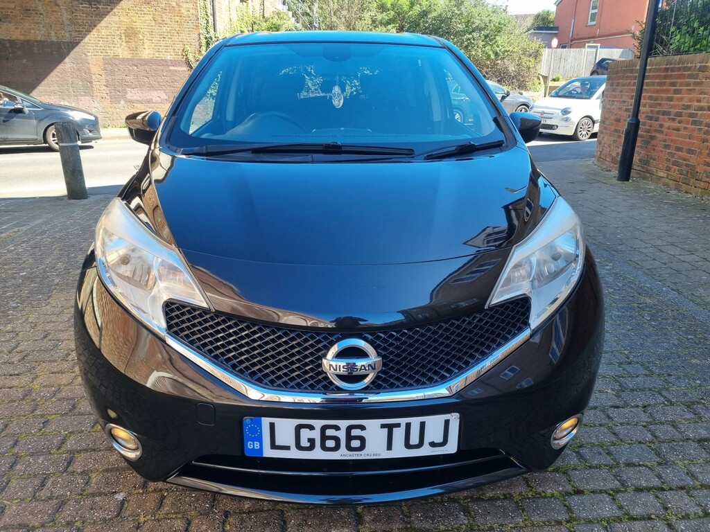 Nissan Note Hatchback 1.5 Dci Acenta Premium 2016 Black #2