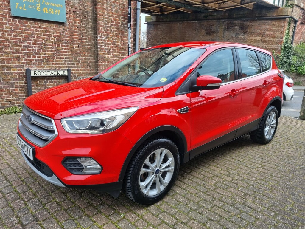Ford Kuga Suv 2.0 Tdci Titanium 2018 GU68OWW Red #3