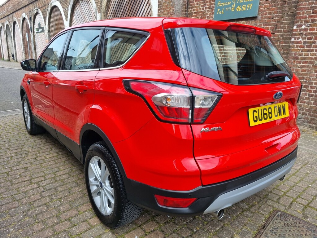 Ford Kuga Suv 2.0 Tdci Titanium 2018 GU68OWW Red #4