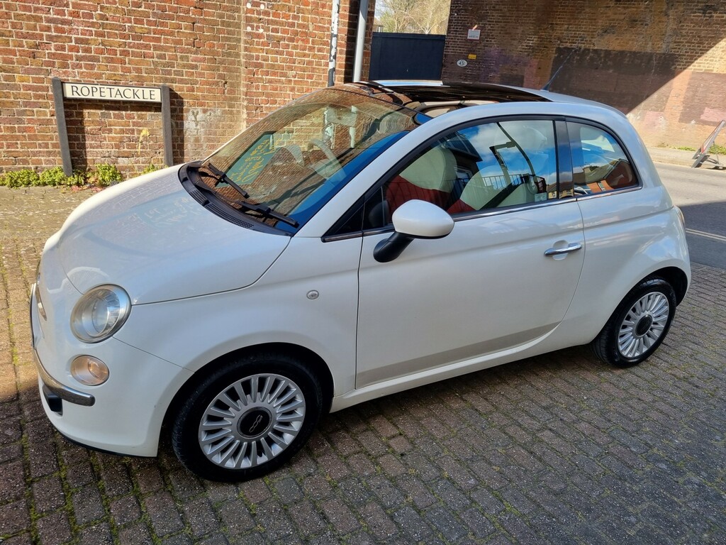 Fiat 500 Hatchback 1.2 500 1.2 Lounge Start Stop 2011 GV11LFG White #3