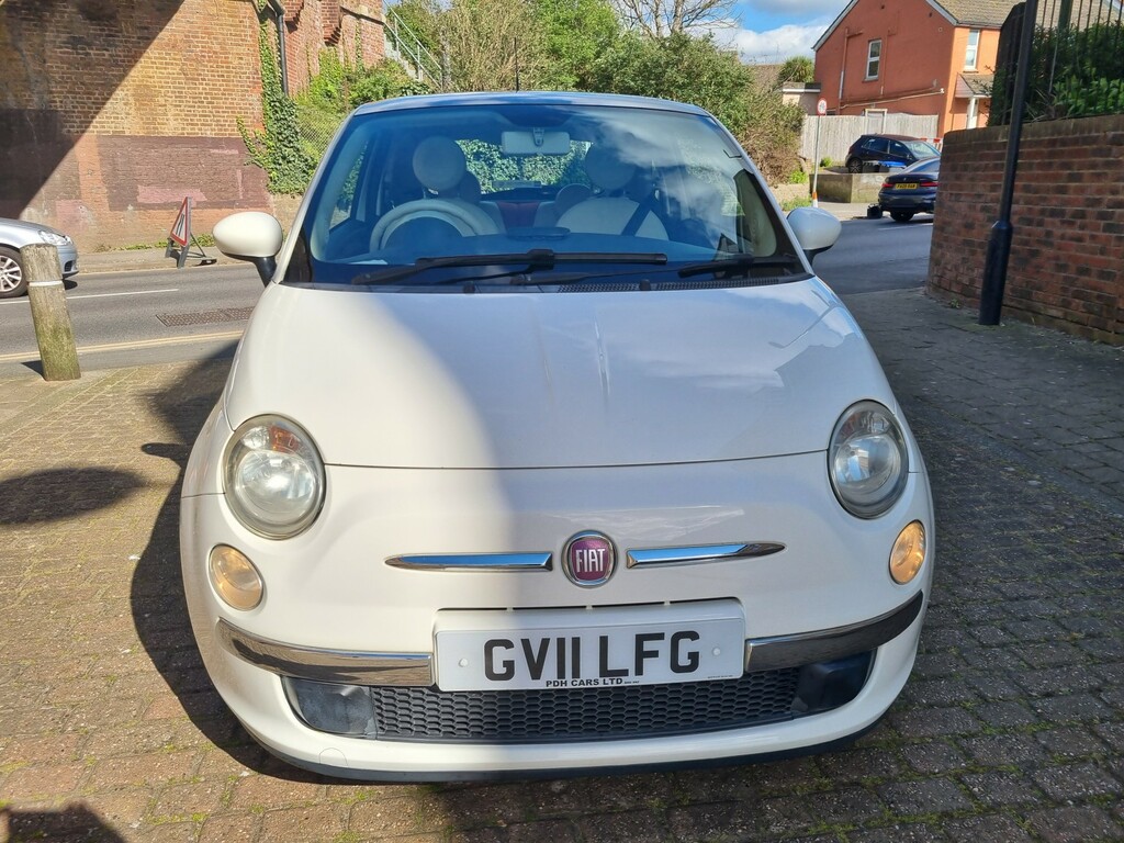 Fiat 500 Hatchback 1.2 500 1.2 Lounge Start Stop 2011 GV11LFG White #2