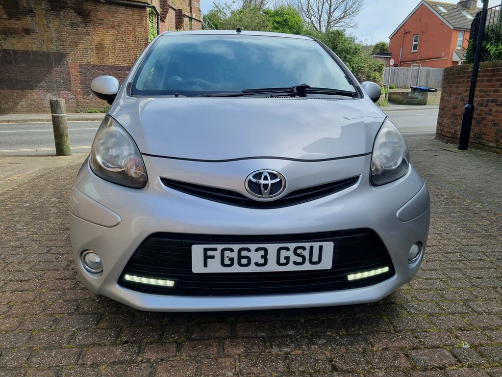 Toyota Aygo Hatchback 1.0 Vvt-i Mode 2013 FG63GSU Silver #2