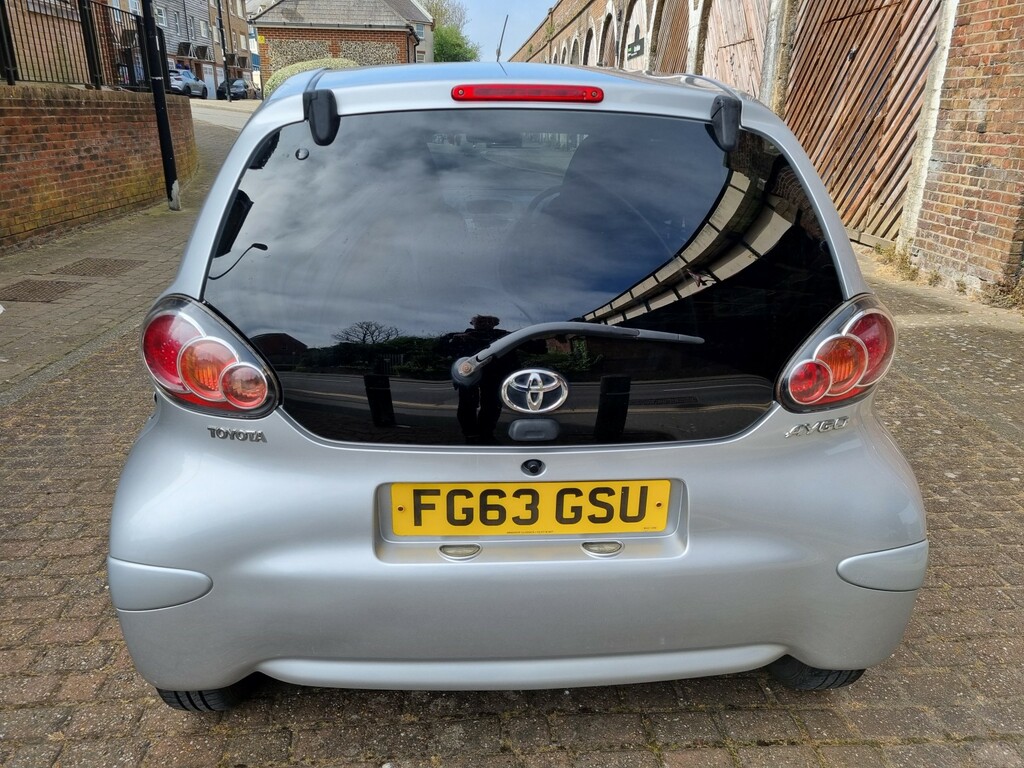 Toyota Aygo Hatchback 1.0 Vvt-i Mode 2013 FG63GSU Silver #5