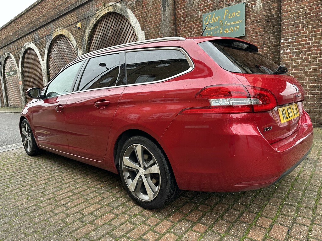 Peugeot 308 SW Estate 1.2 Puretech Allure 2015 Red #4