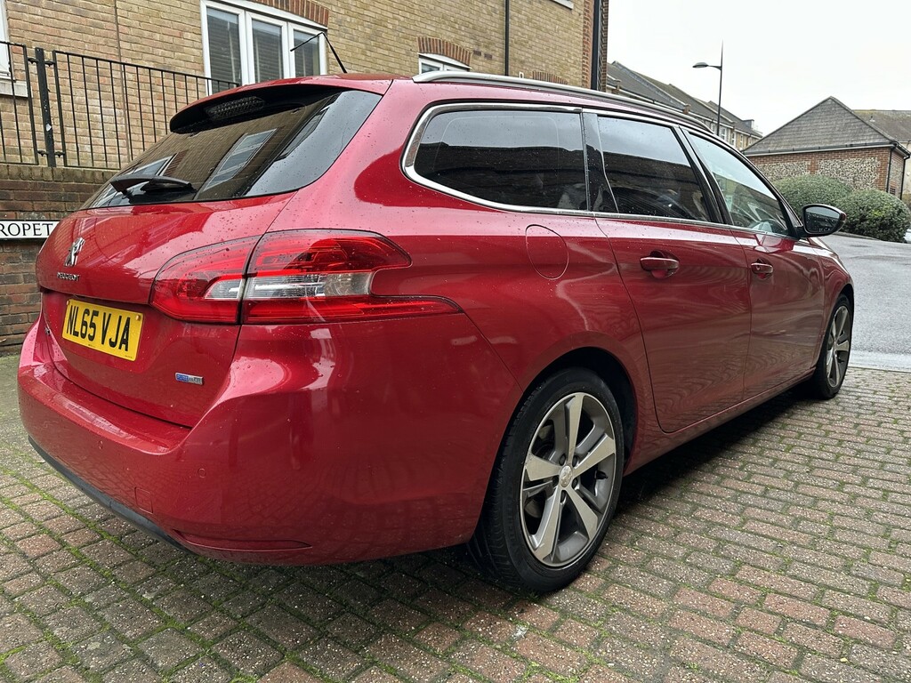Peugeot 308 SW Estate 1.2 Puretech Allure 2015 Red #6