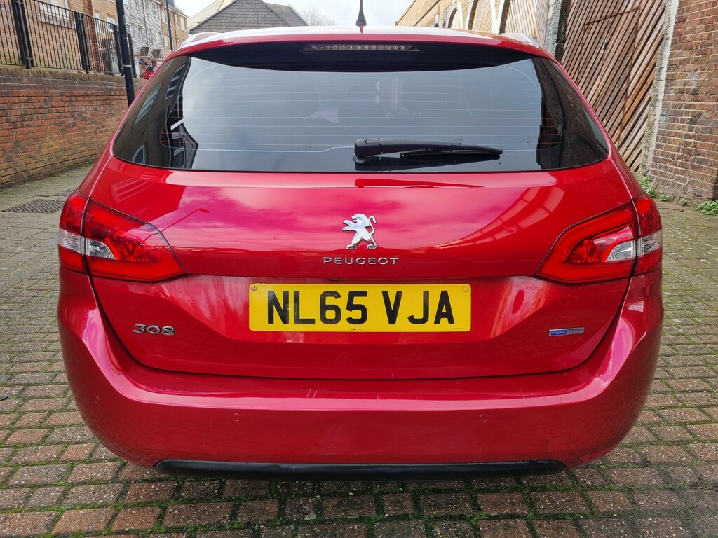 Peugeot 308 SW Estate 1.2 Puretech Allure 2015 Red #5