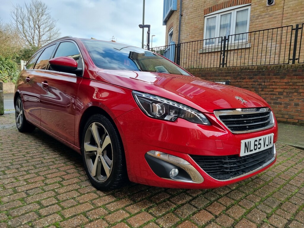 Peugeot 308 SW Estate 1.2 Puretech Allure 2015 Red
