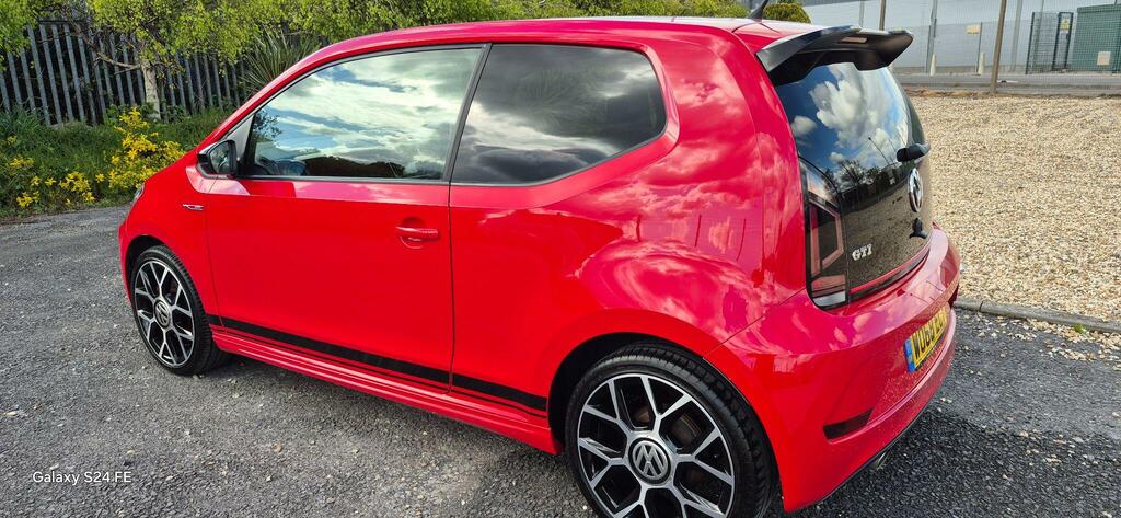 Volkswagen Up 1.0 Tsi Up Gti Euro 6 Ss WO68ECT Red #3