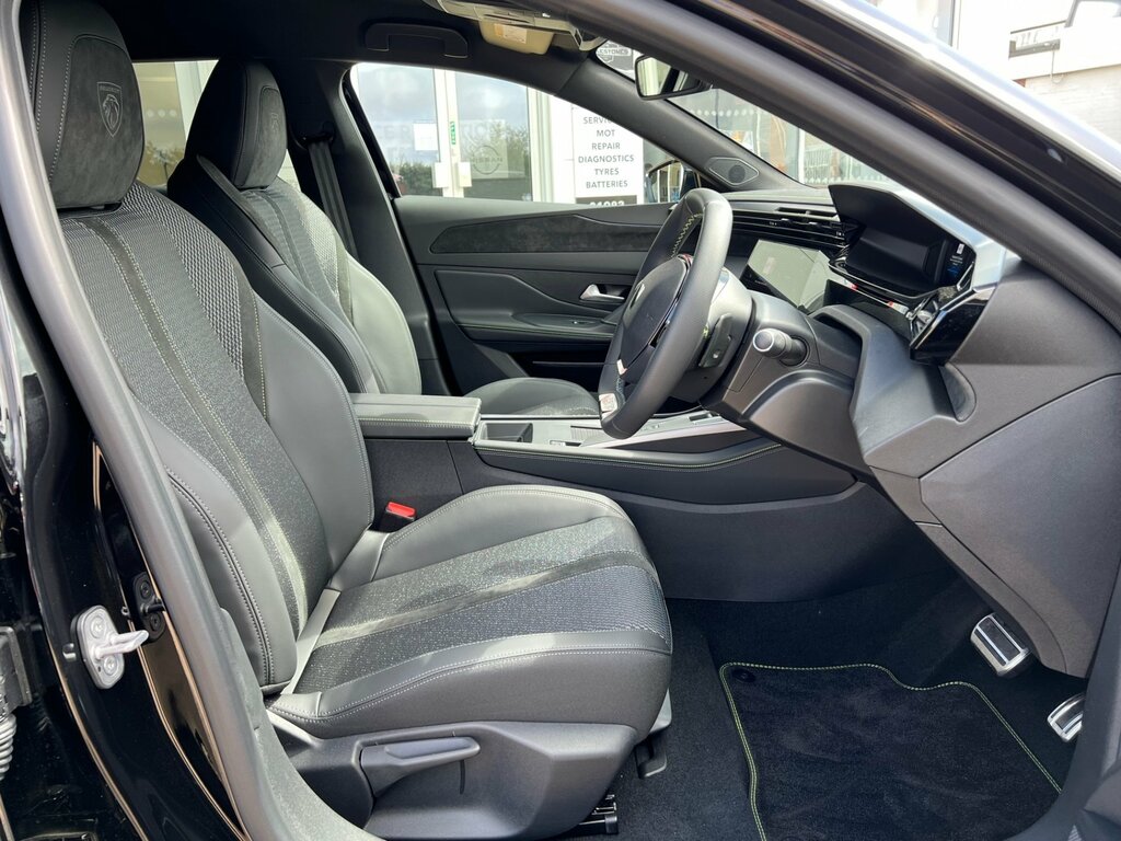 Peugeot 408 Gt 58Kw 210Ps HW25KUT Black #3