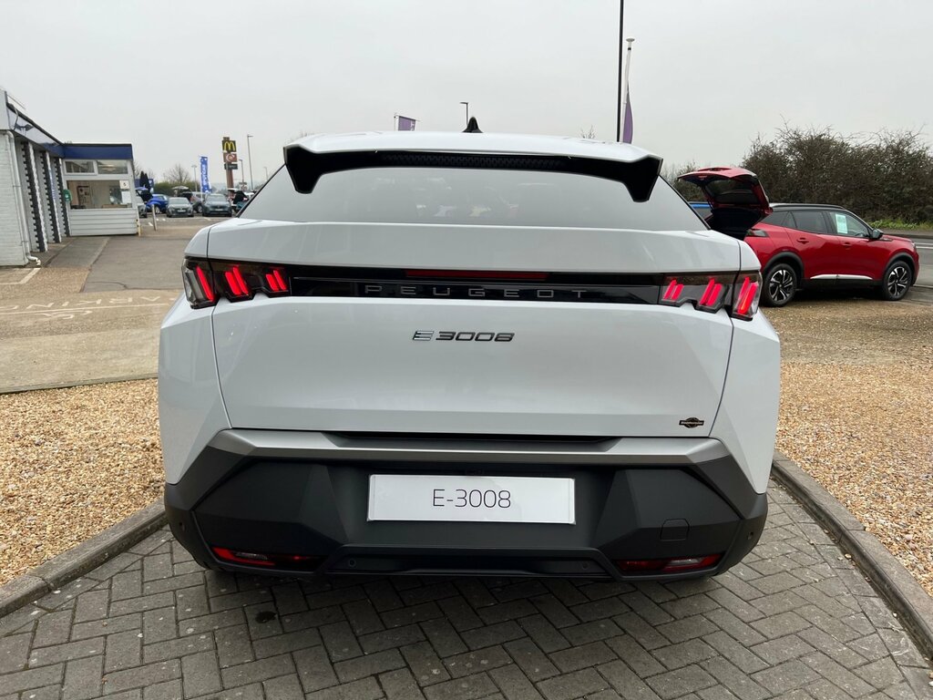 Peugeot 3008 Allure 73Kw 210Ps HW25GVZ White #5