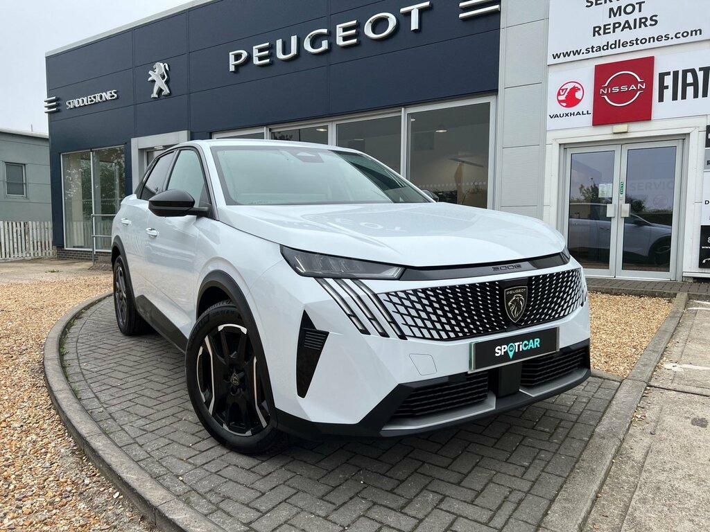 Peugeot 3008 Allure 73Kw 210Ps White