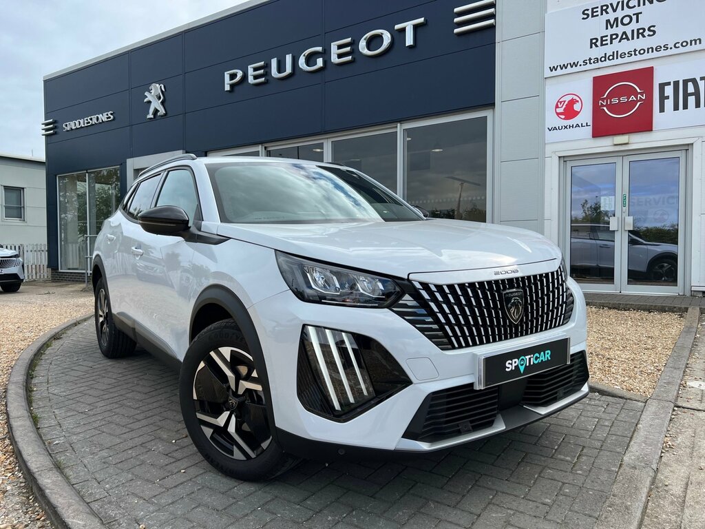 Peugeot 2008 Allure 1.2 Puretech 130 White