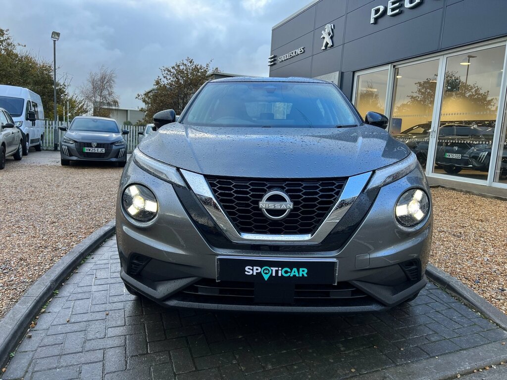 Nissan Juke Acenta Premium 1.0 Dig-t 114 Grey #2