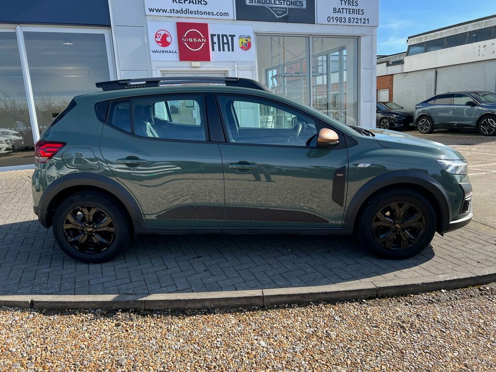 Dacia Sandero Stepway Extreme 1.0 Tce 110 HW74FPZ Green #2