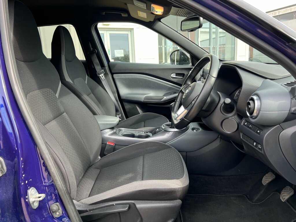 Nissan Juke N-connecta 1.0 Dig-t 114 HW22OAO Blue #6
