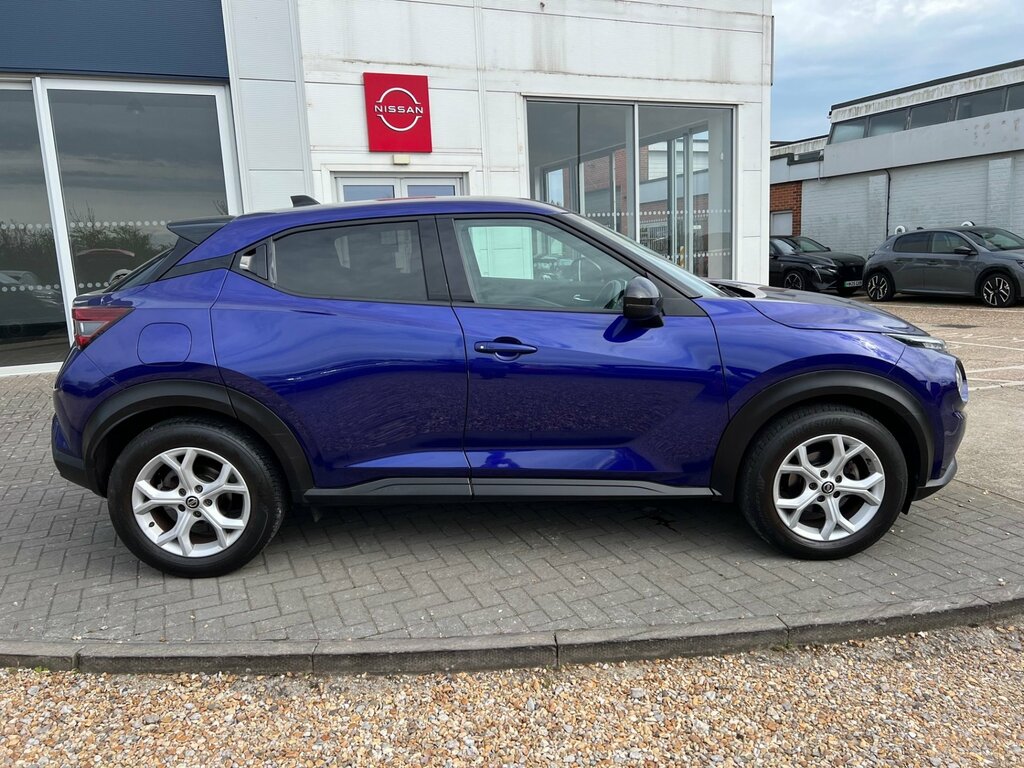 Nissan Juke N-connecta 1.0 Dig-t 114 HW22OAO Blue #3