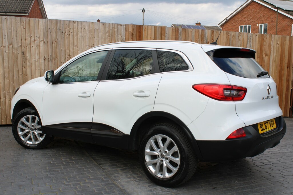Renault Kadjar 1.2 Dynamique Nav Tce 130 2017 White #4