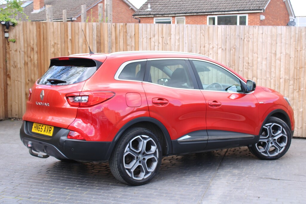 Renault Kadjar 1.6 Signature Nav Dci 130 2Wd 2015 Red #3