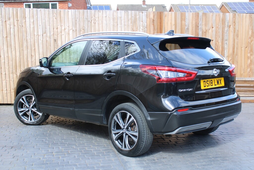 Nissan Qashqai 1.2 Dig-t N-connecta 2018 DS18LWX Black #4