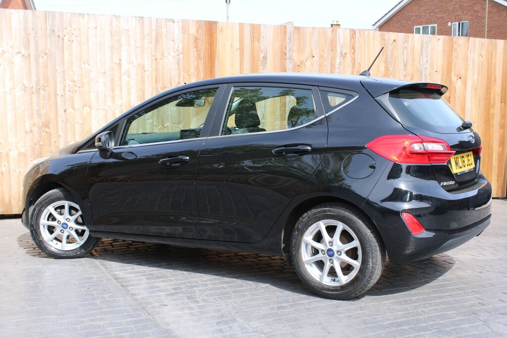 Ford Fiesta 1.1 Ti-vct Zetec 2018 ML18JEJ Black #4