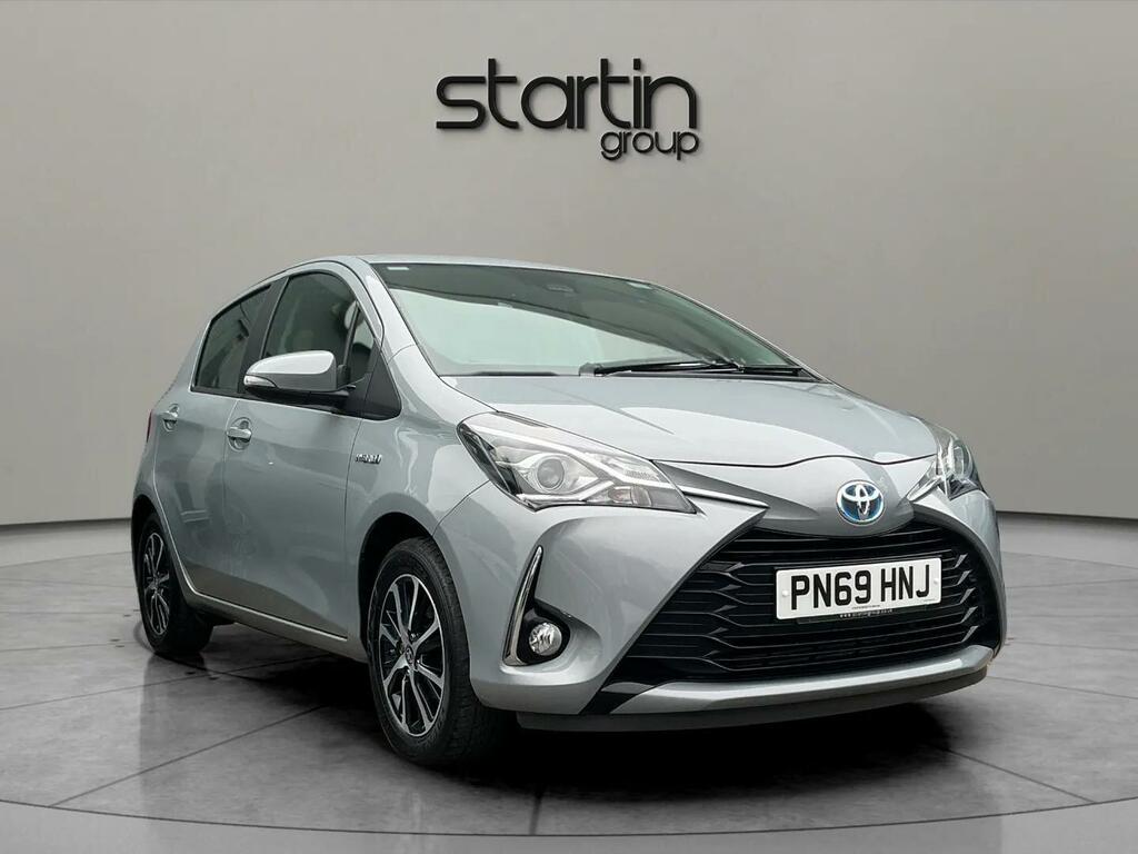 Toyota Yaris 1.5 Vvt-h Icon Tech E-cvt Euro 6 Ss Grey