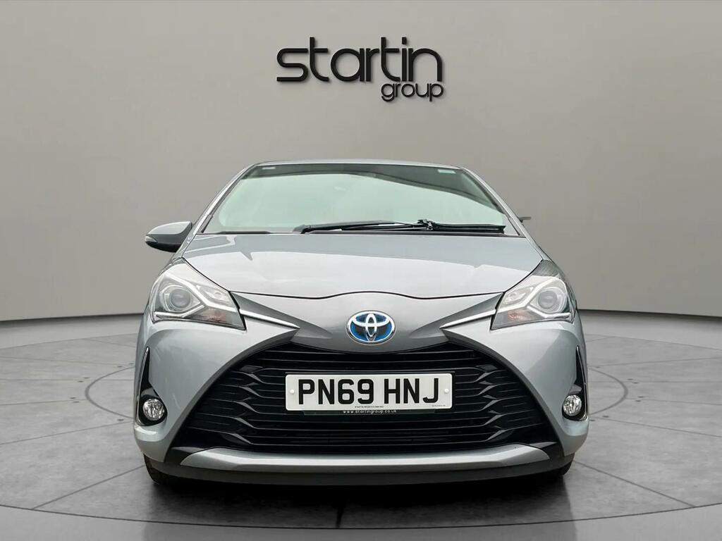 Toyota Yaris 1.5 Vvt-h Icon Tech E-cvt Euro 6 Ss PN69HNJ Grey #3