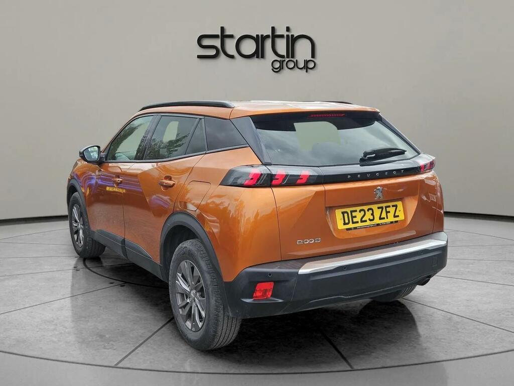 Peugeot 2008 1.2 Puretech Active Premium Euro 6 Ss DE23ZFZ Orange #4