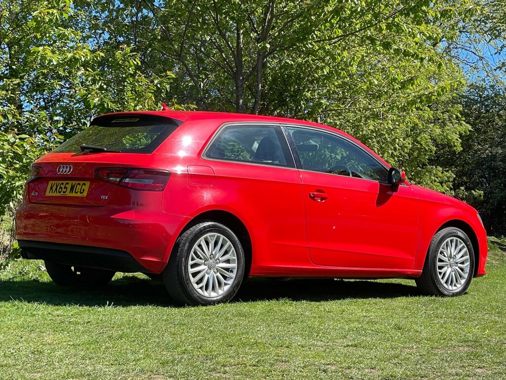 Audi A3 2.0 Tdi Se Technik Euro 6 Ss Red