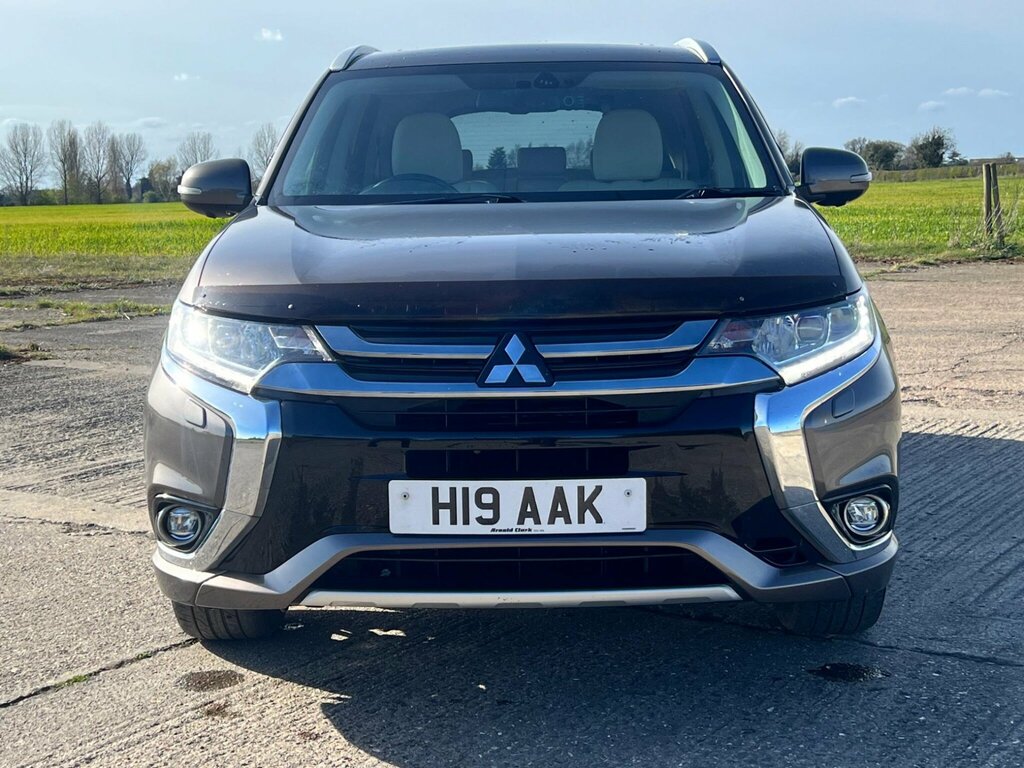 Mitsubishi Outlander 2.0H 12Kwh 5H Cvt 4Wd Euro 6 Ss H19AAK Brown #2