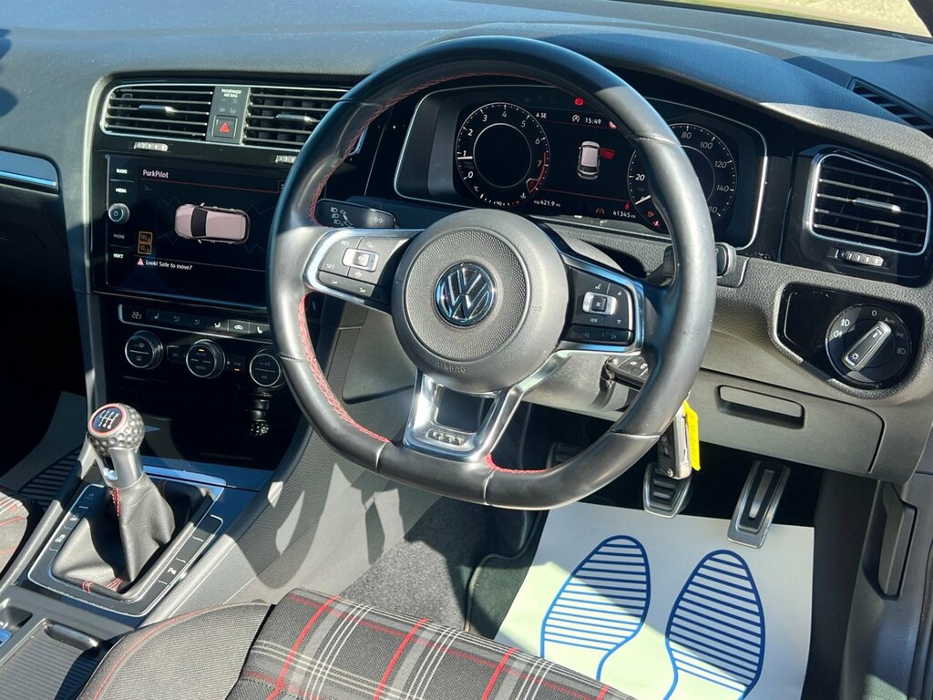 Volkswagen Golf 2.0 Tsi Gti Performance Euro 6 Ss MF69CLO Black #4