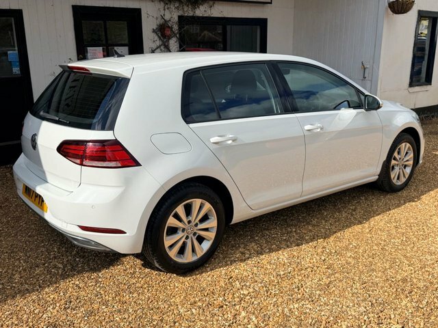 Volkswagen Golf 1.6 Tdi Bluemotion Tech Se Nav Hatchback Diese WN17PYF White #6