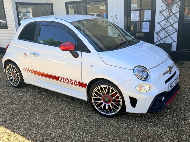 Abarth 595 1.4 T-jet Hatchback Euro 6 145 RK17CTY White #3