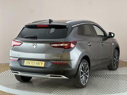 Vauxhall Grandland X 1.6 13.2Kwh Sri Nav 4Wd Euro 6 Ss 