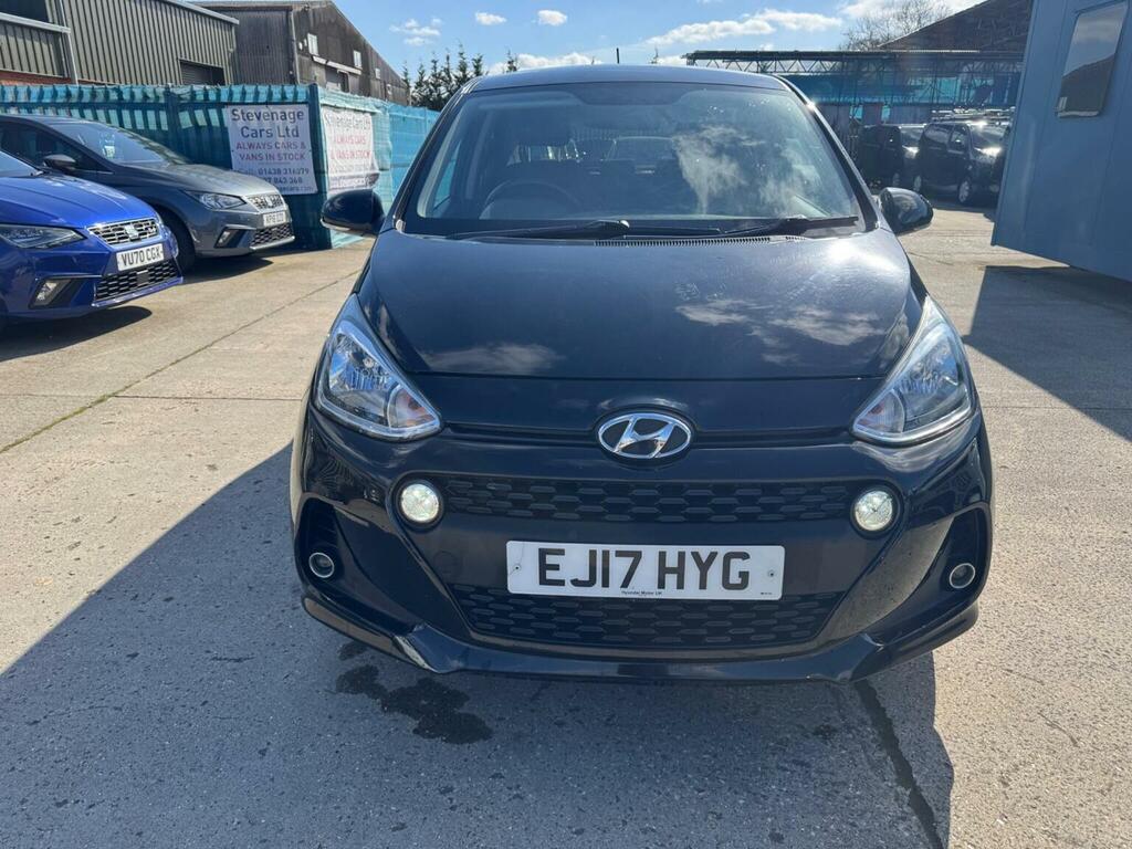 Hyundai I10 Hatchback 1.2 Premium Euro 6 201717 EJ17HYG Black #2