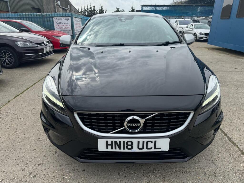 Volvo V40 Hatchback 2.0 T2 Gpf R-design Nav Plus Euro 6 Ss HN18UCL Black #3