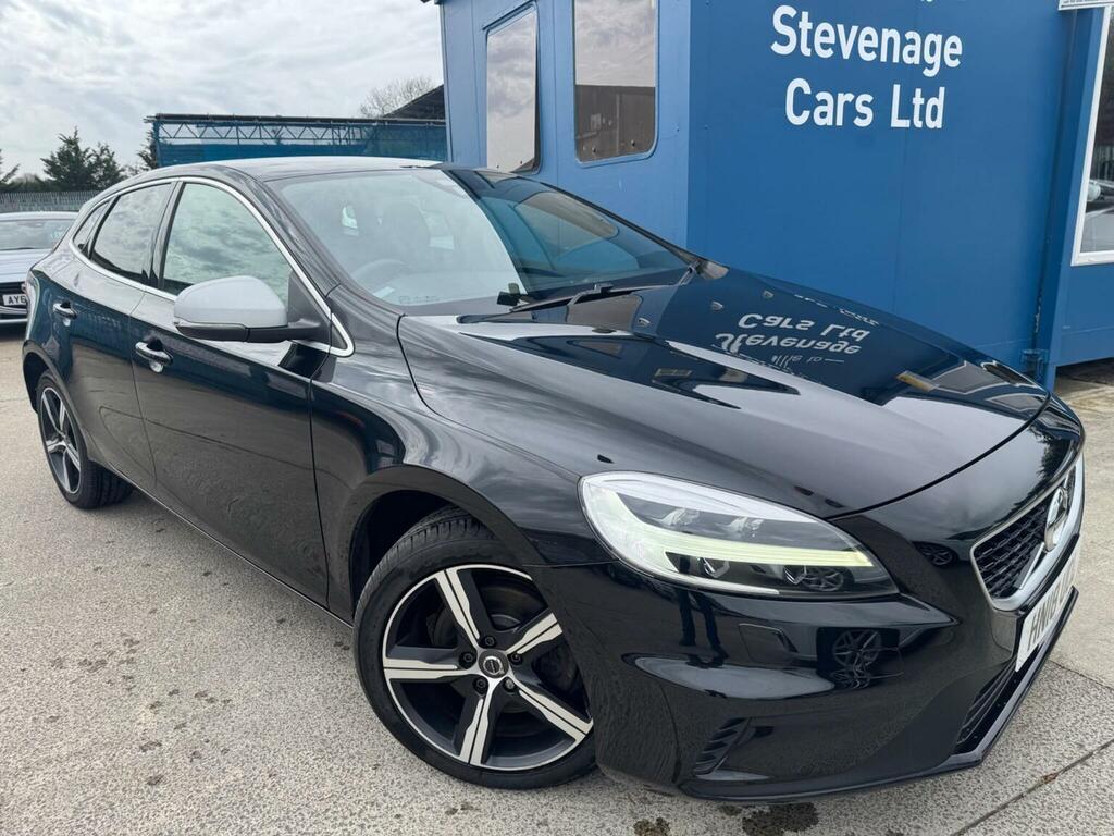 Volvo V40 Hatchback 2.0 T2 Gpf R-design Nav Plus Euro 6 Ss Black