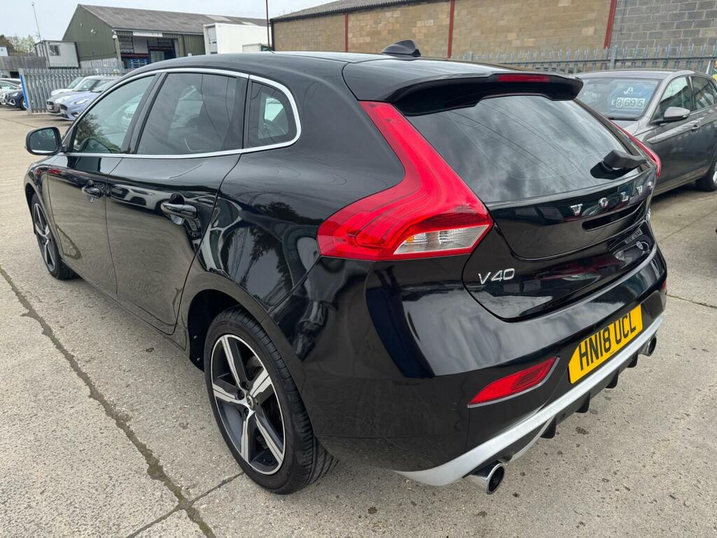 Volvo V40 Hatchback 2.0 T2 Gpf R-design Nav Plus Euro 6 Ss HN18UCL Black #6